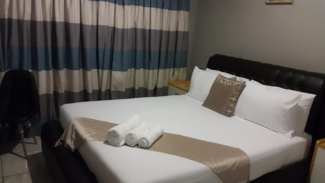 Tintech Bed & Breakfast ฟรานซิสทาวน์ ภายนอก รูปภาพ